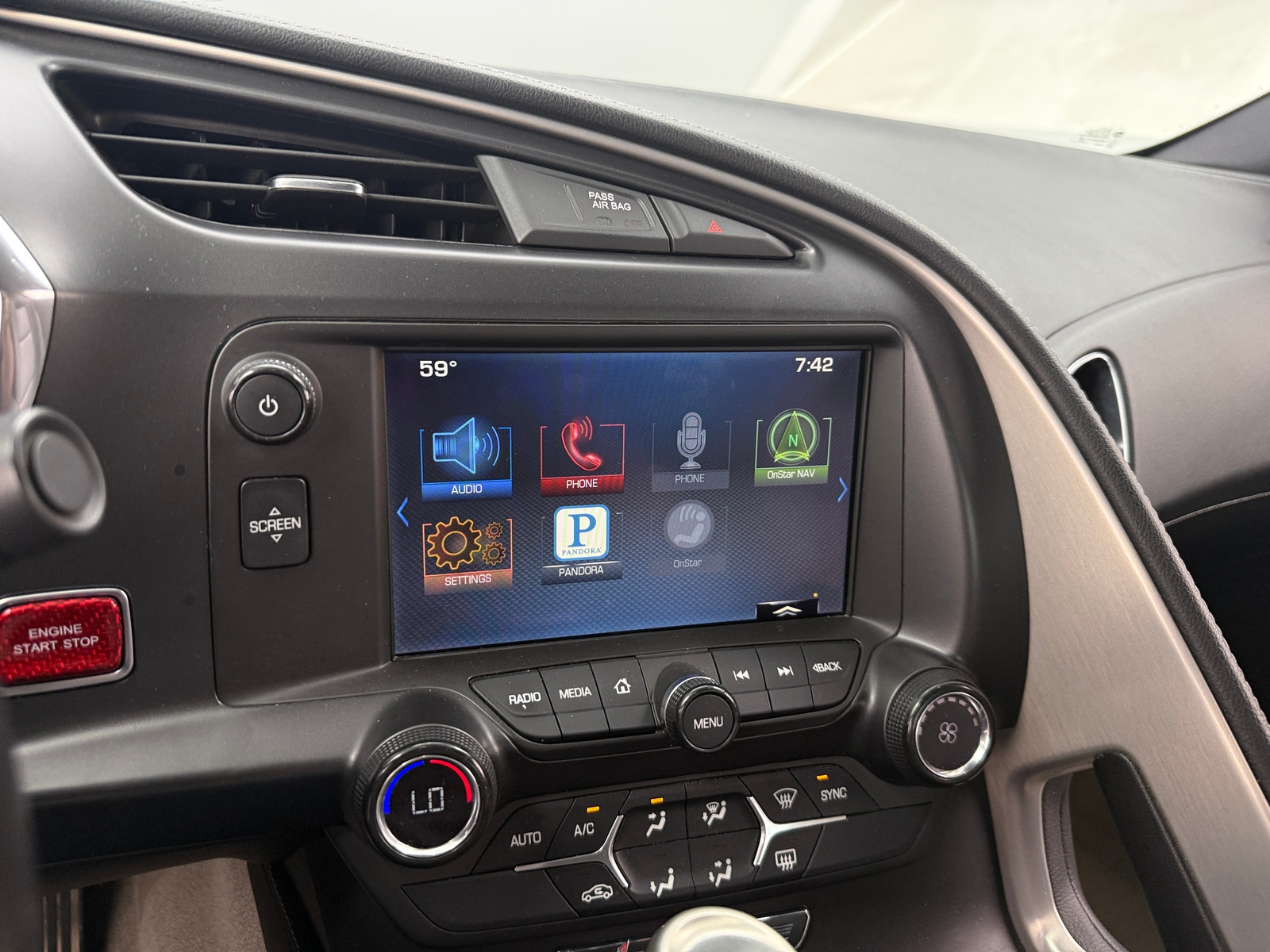 Thumbnail: 2014 Chevrolet Corvette - 2