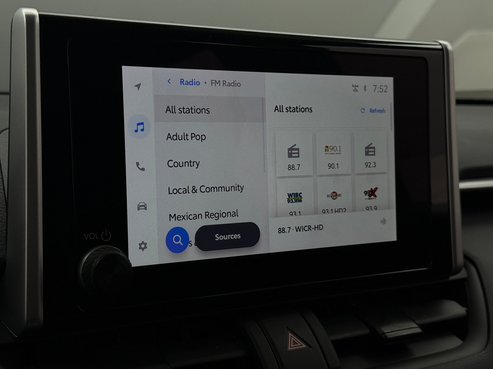 Thumbnail: 2025 Toyota RAV4 - 4