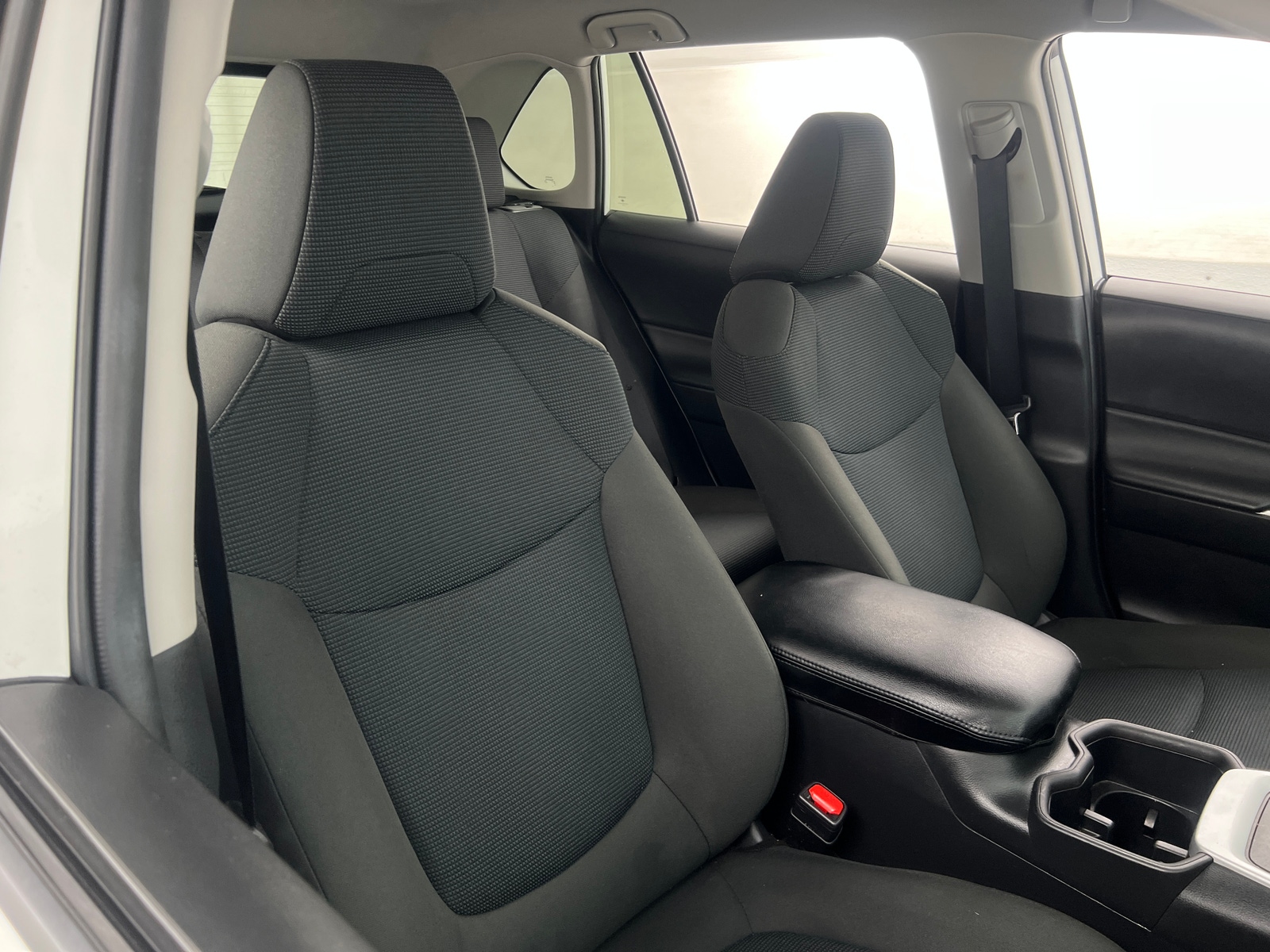 Thumbnail: 2022 Toyota RAV4 - 2