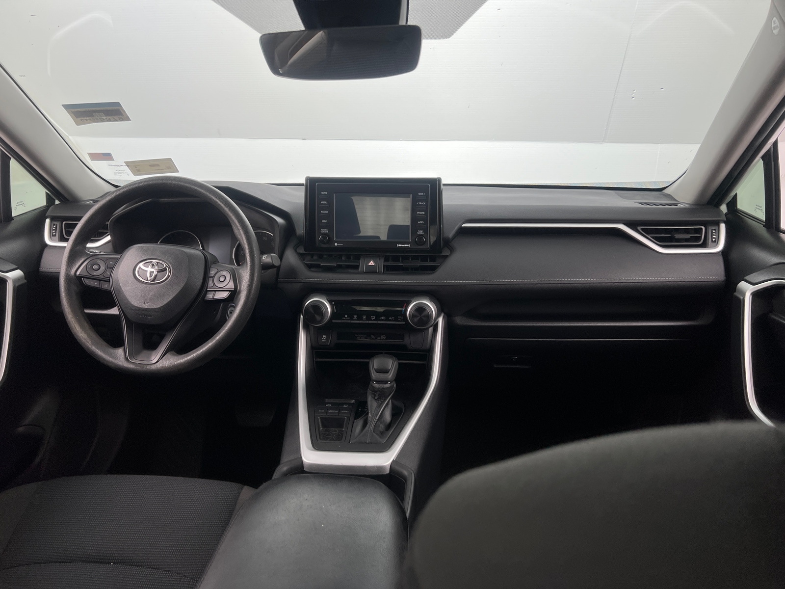 Thumbnail: 2022 Toyota RAV4 - 3