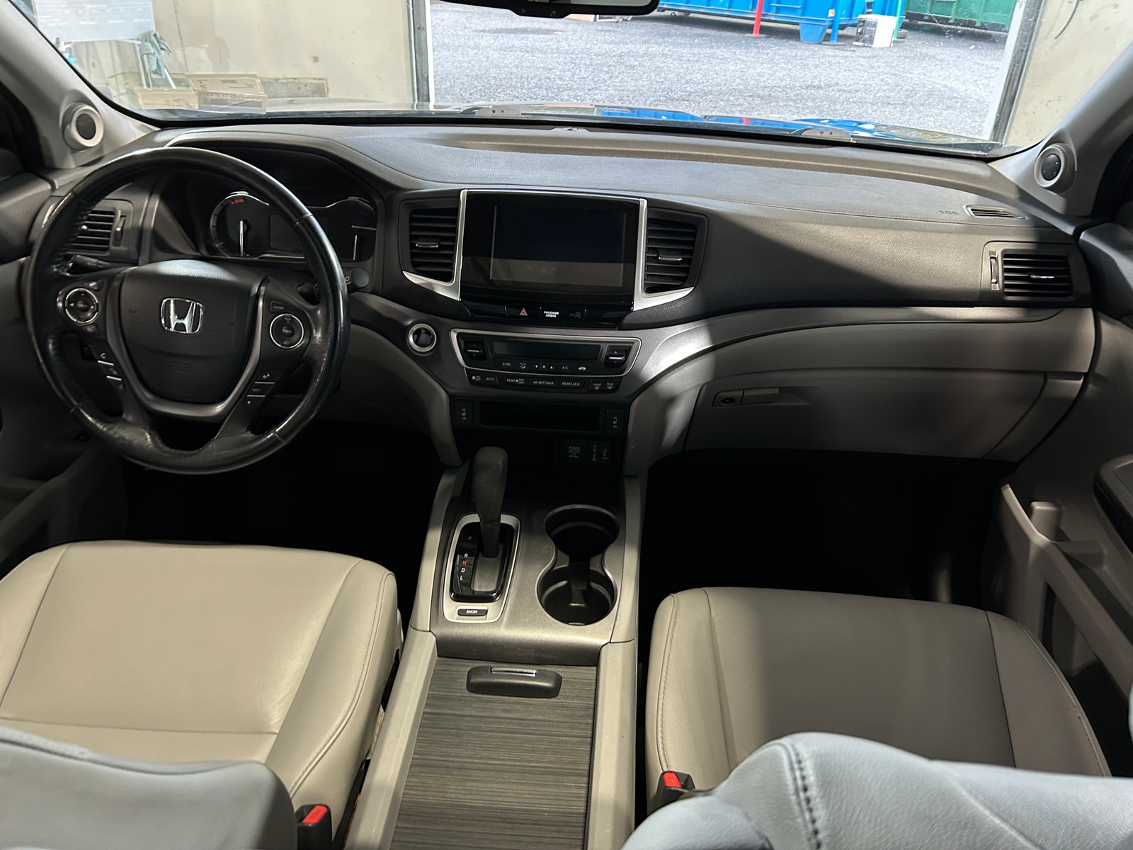 Thumbnail: 2018 Honda Pilot - 2