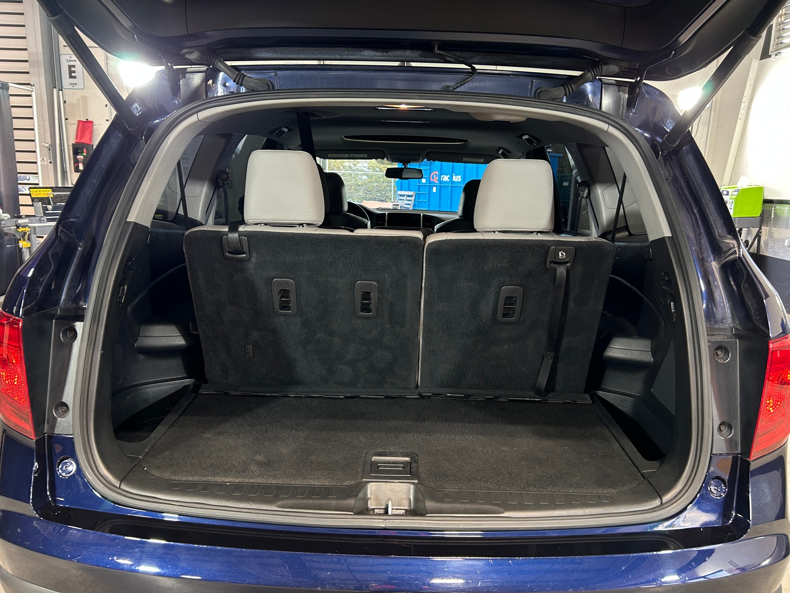 Thumbnail: 2018 Honda Pilot - 6