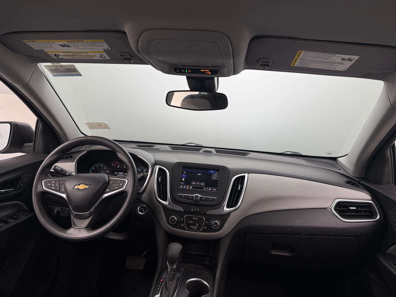 Thumbnail: 2022 Chevrolet Equinox - 3