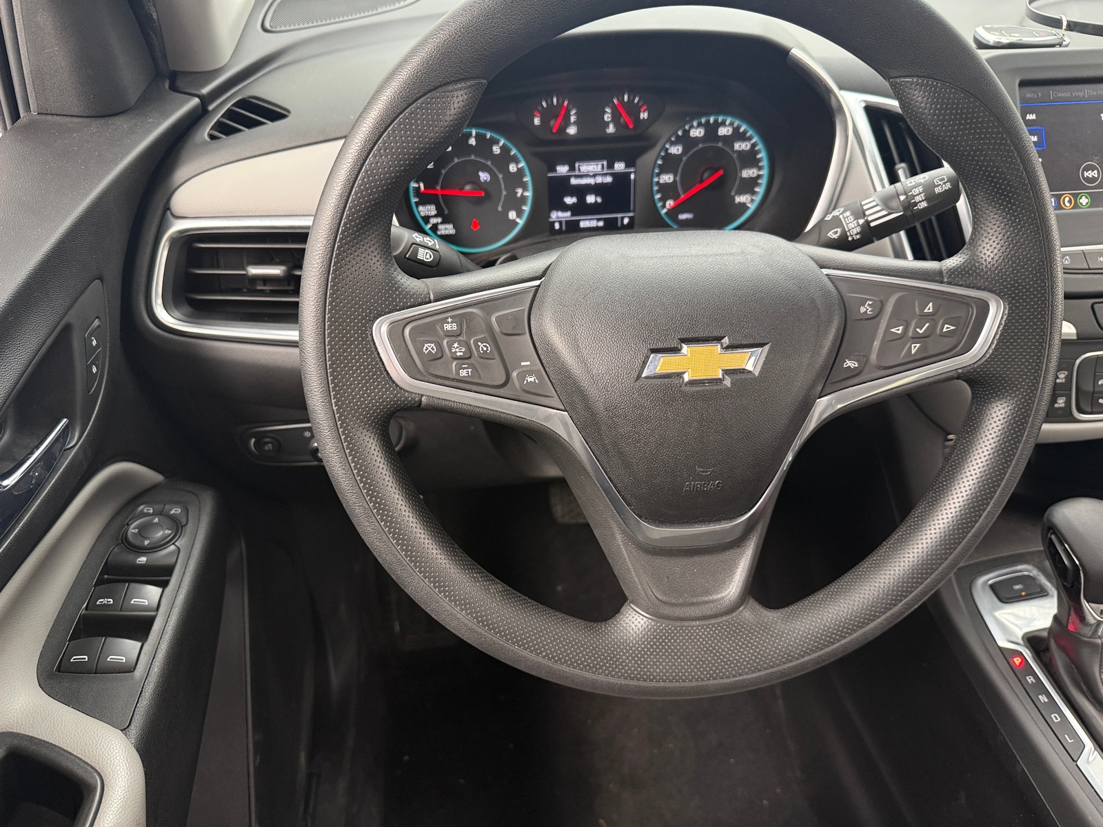 Thumbnail: 2022 Chevrolet Equinox - 5