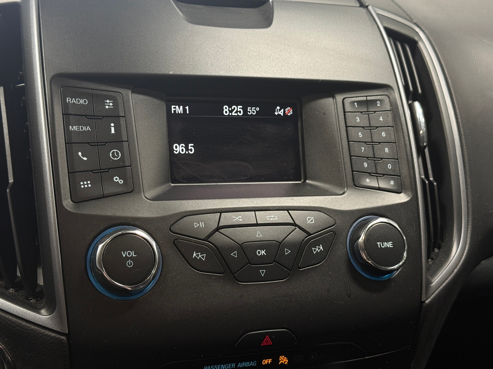 Thumbnail: 2019 Ford Edge - 4