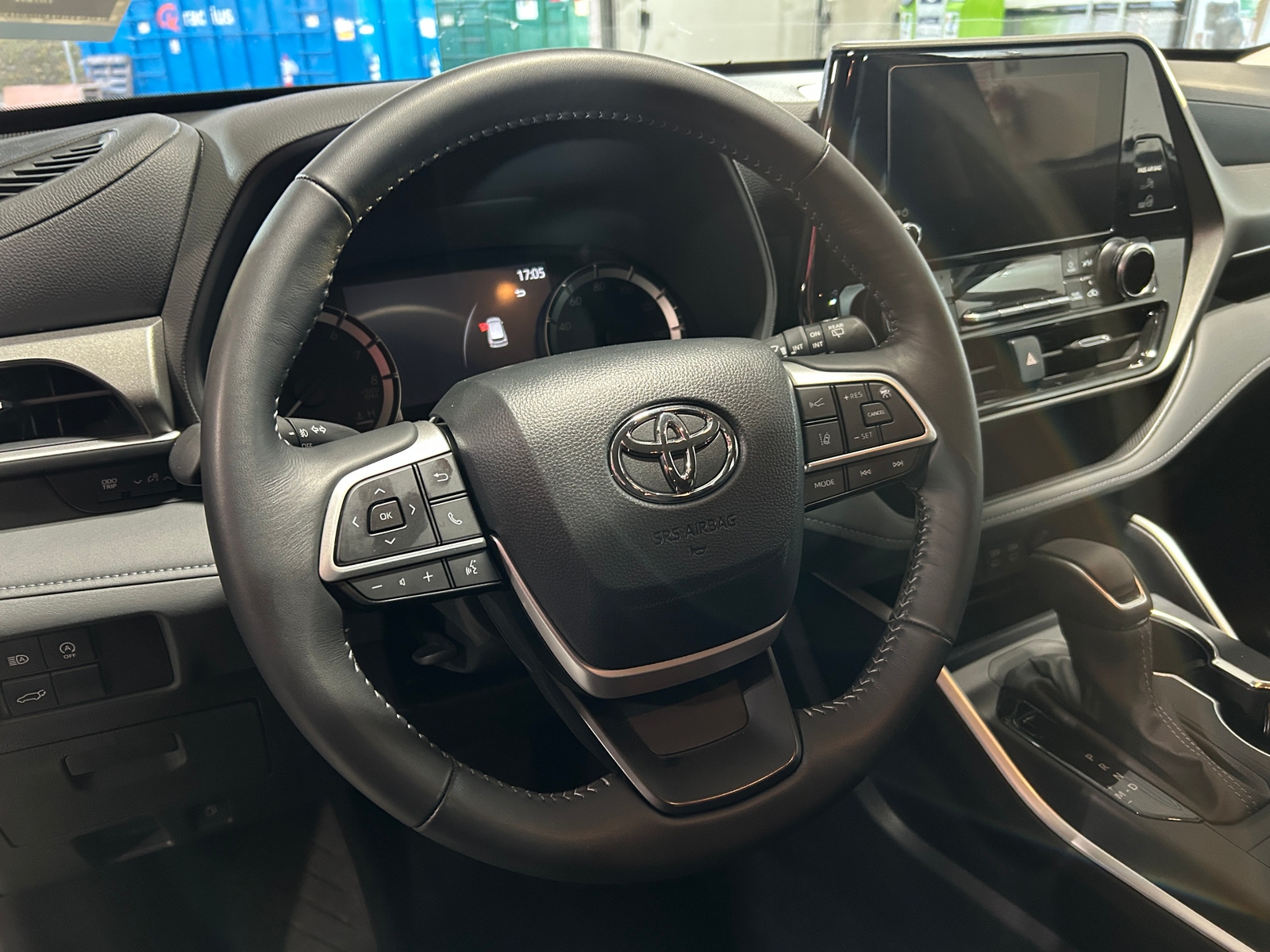 Thumbnail: 2025 Toyota Highlander - 5