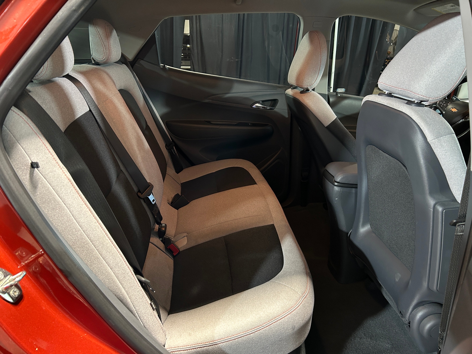 Thumbnail: 2020 Chevrolet Bolt EV - 6