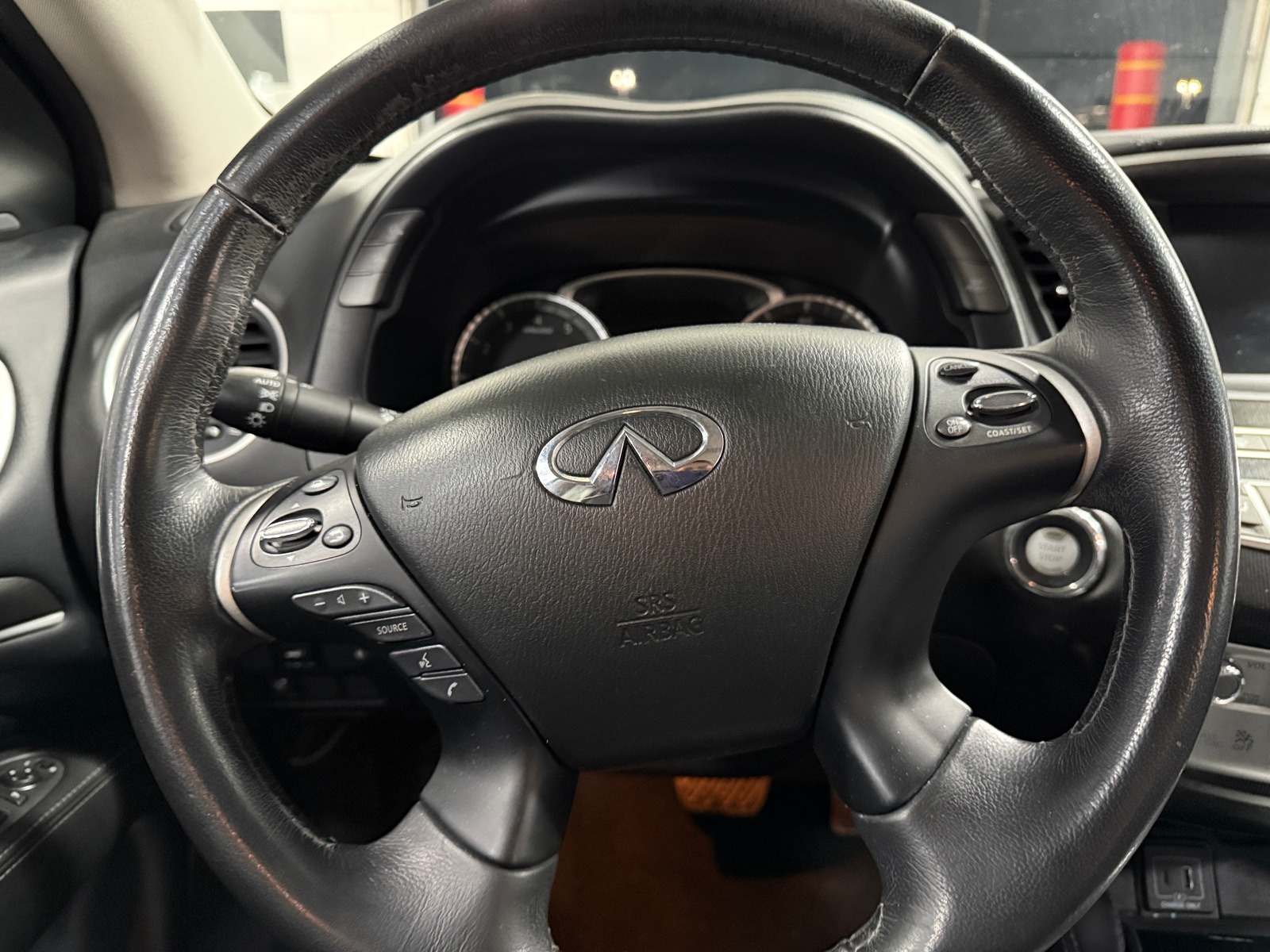 Thumbnail: 2019 INFINITI QX60 - 4