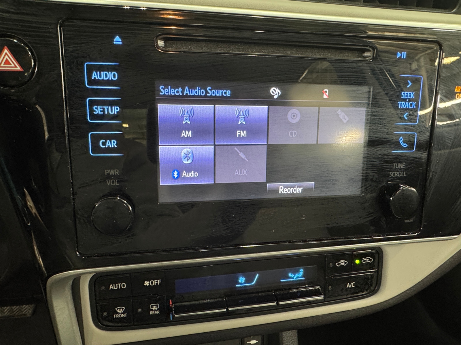 Thumbnail: 2017 Toyota Corolla - 4