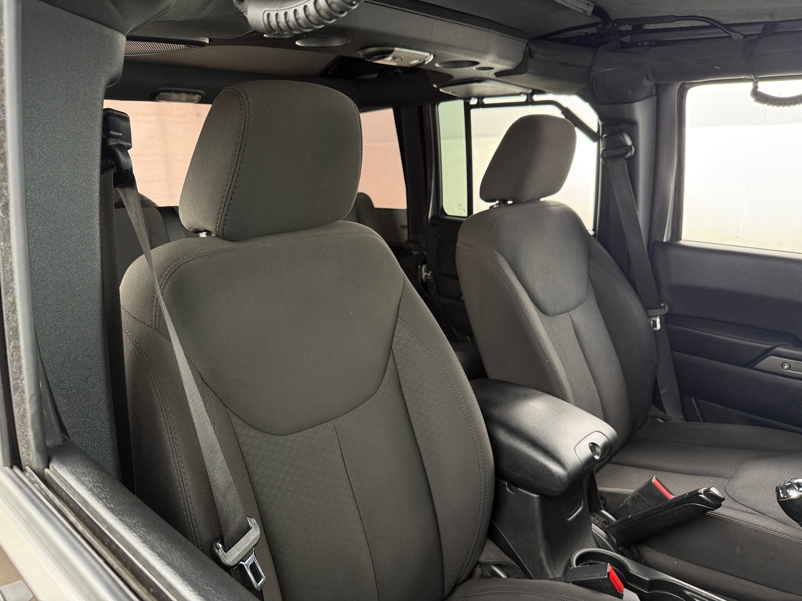 Thumbnail: 2017 Jeep Wrangler - 2