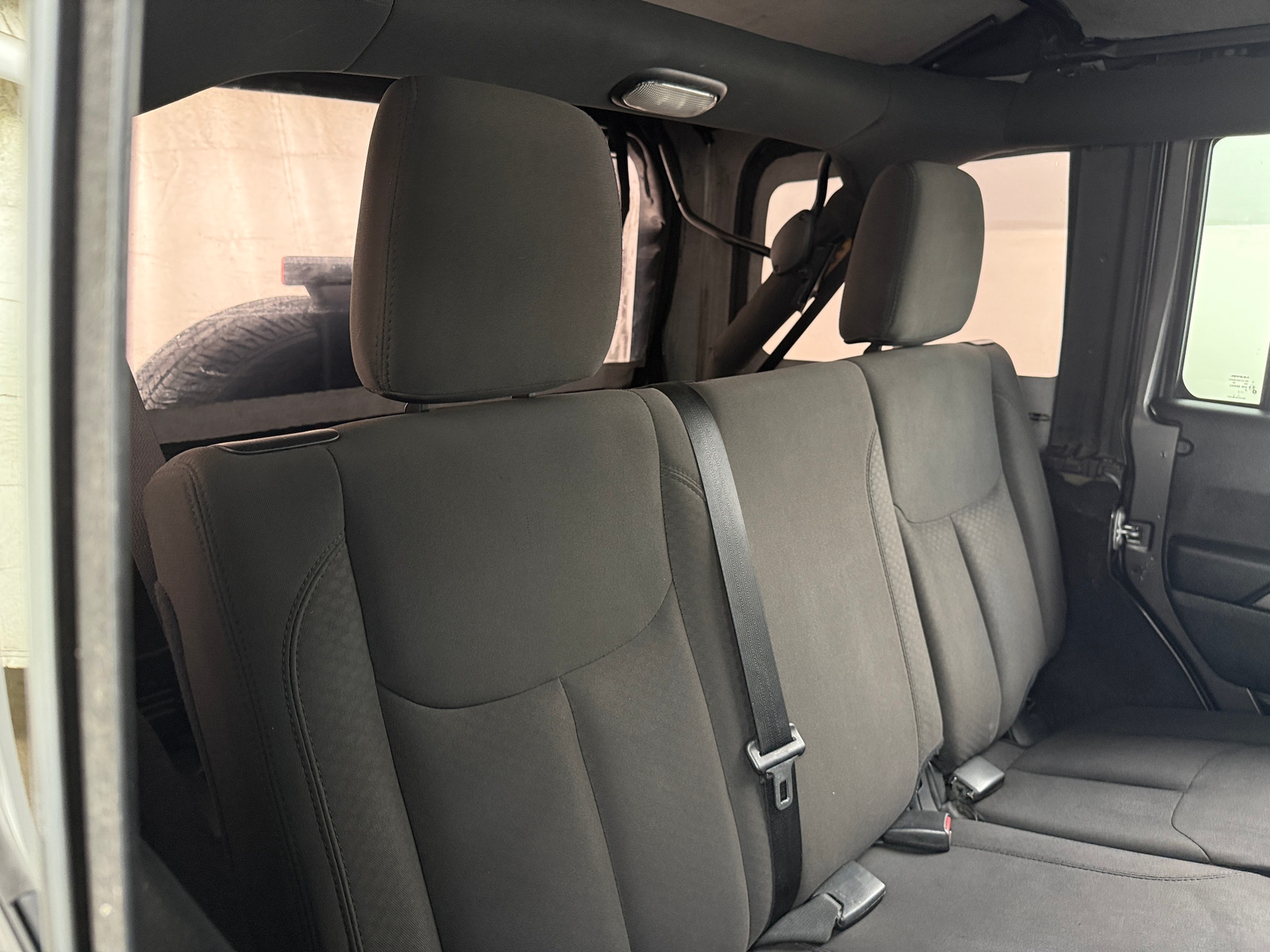 Thumbnail: 2017 Jeep Wrangler - 6