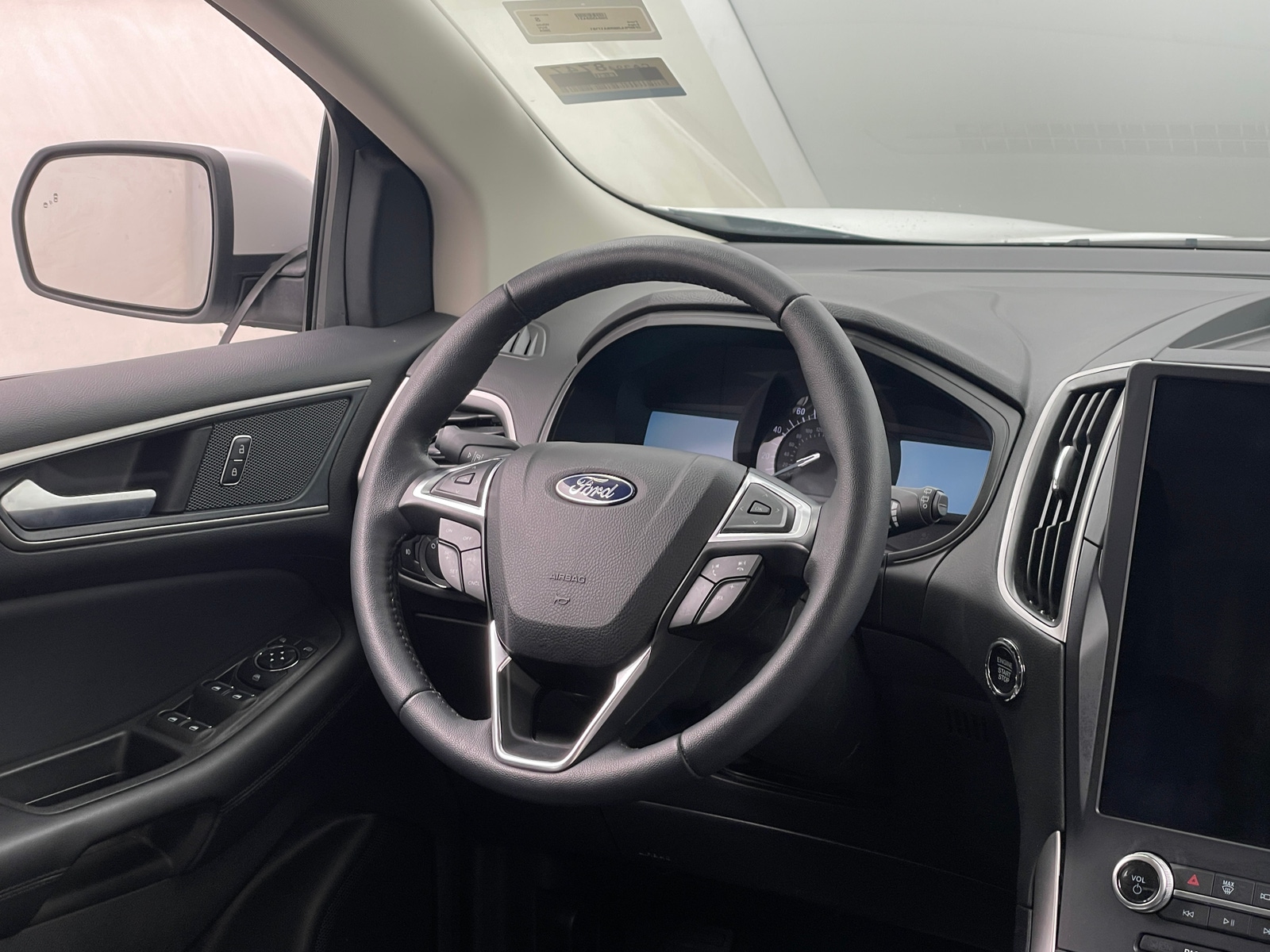 Thumbnail: 2024 Ford Edge - 4