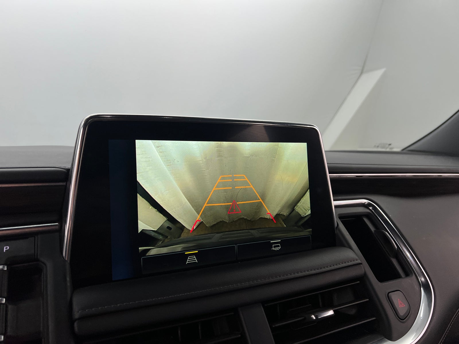 Thumbnail: 2024 Chevrolet Suburban - 3