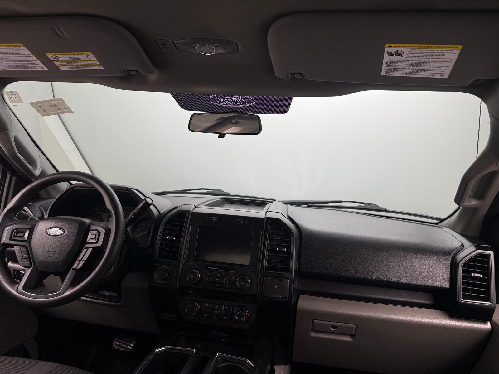 Thumbnail: 2018 Ford Econoline - 3