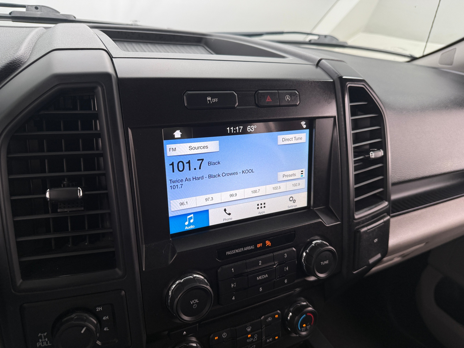 Thumbnail: 2018 Ford Econoline - 4