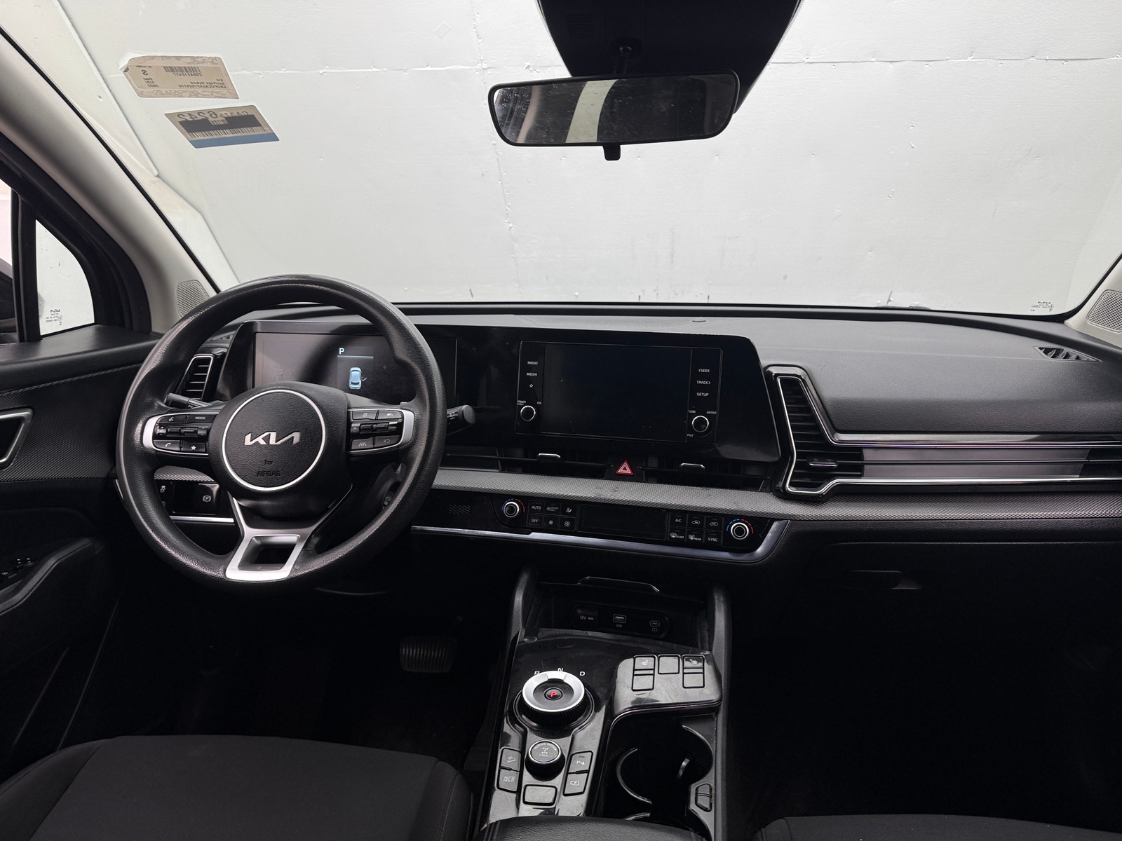 Thumbnail: 2023 Kia Sportage - 3