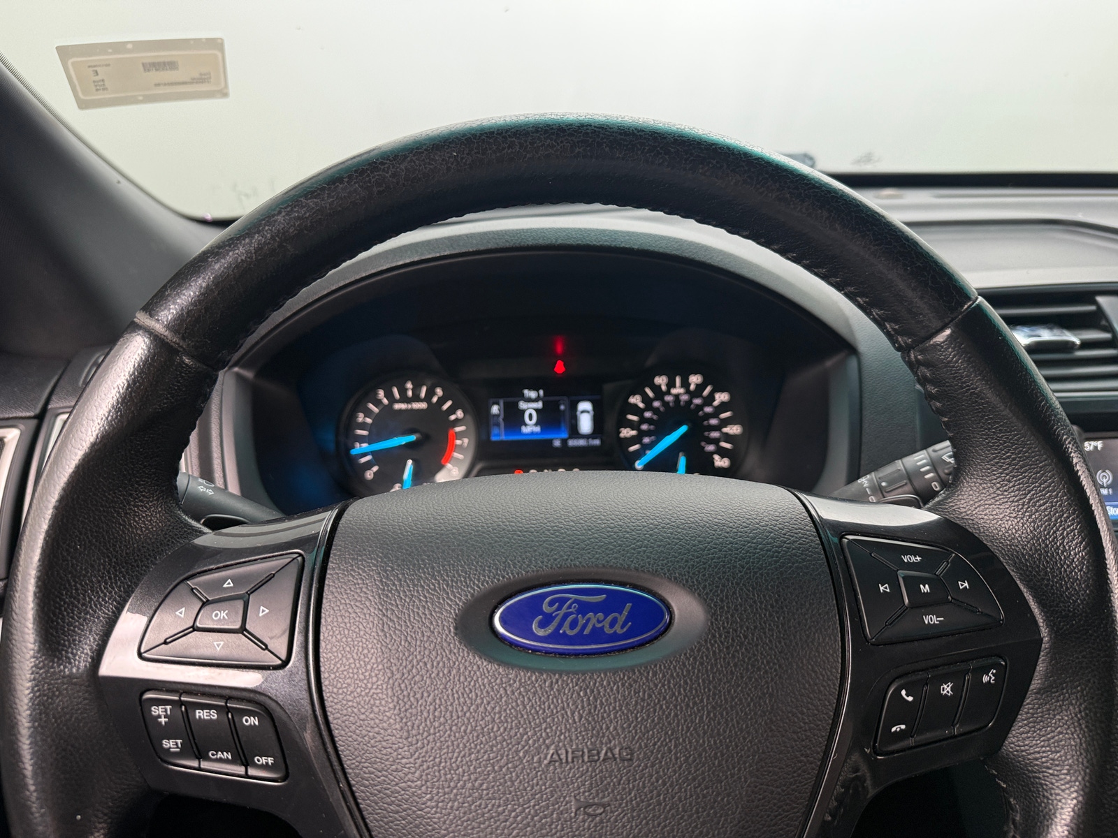 Thumbnail: 2016 Ford Explorer - 5