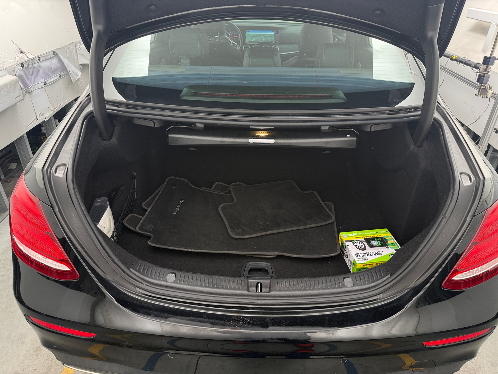 Thumbnail: 2019 Mercedes-Benz E-Class - 6