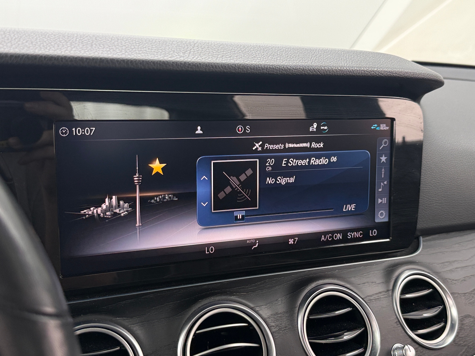 Thumbnail: 2019 Mercedes-Benz E-Class - 3