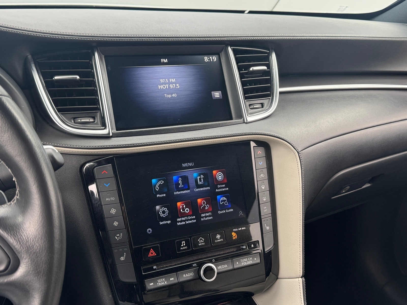 Thumbnail: 2024 INFINITI QX55 - 3