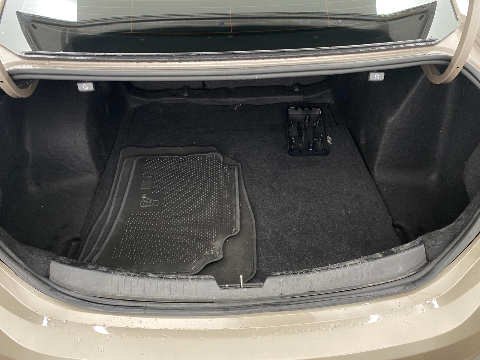 Thumbnail: 2023 Chevrolet Malibu - 7