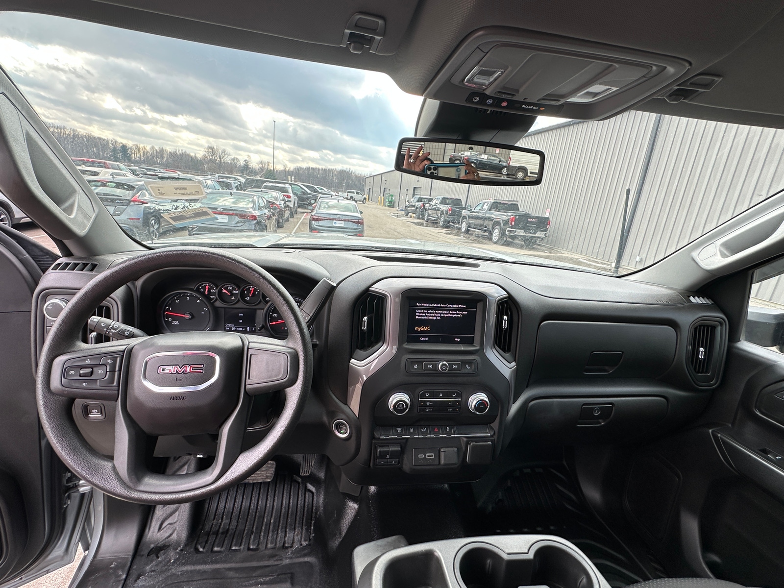 Thumbnail: 2024 GMC Sierra 3500 - 3