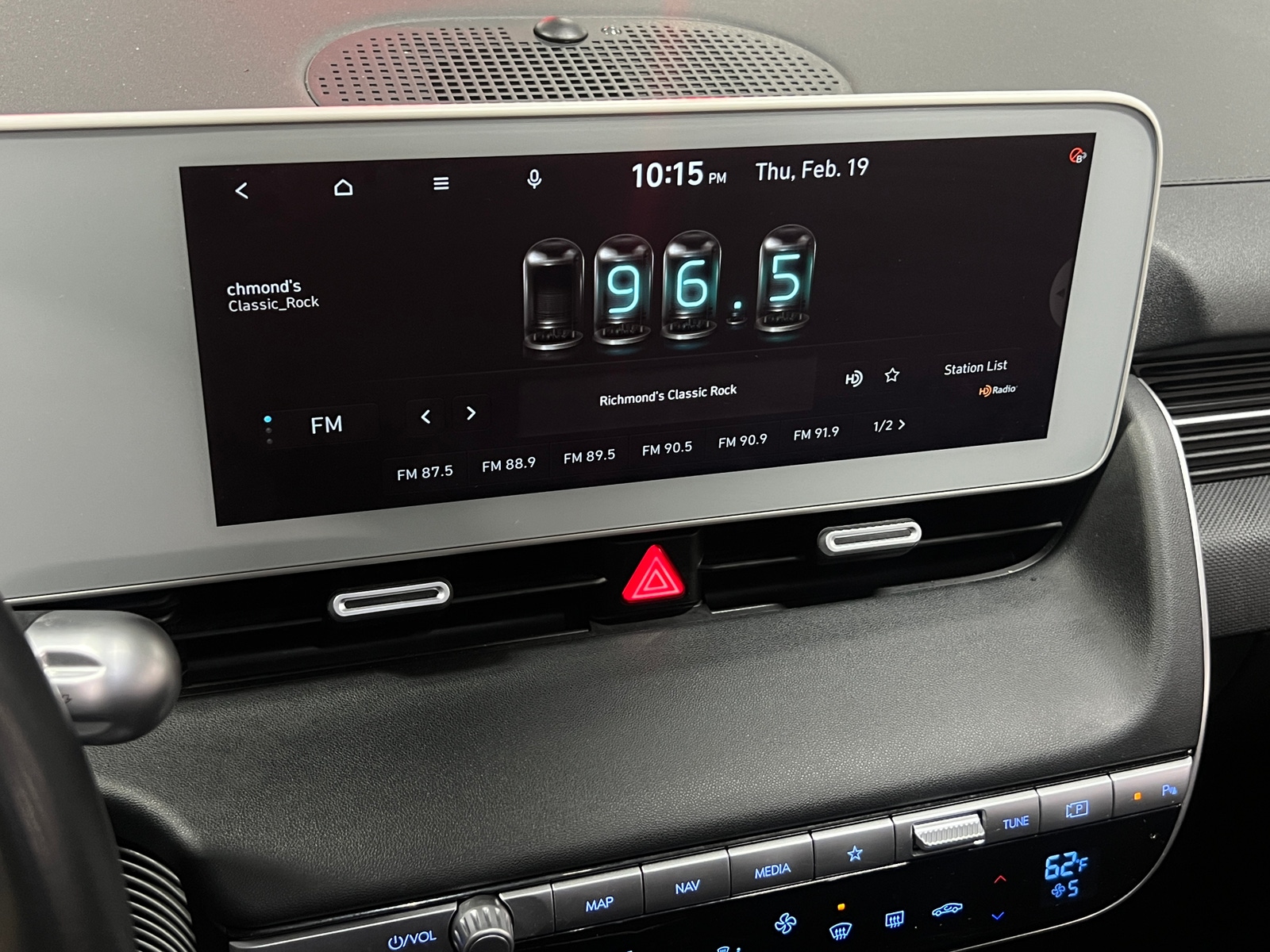 Thumbnail: 2022 Hyundai Ioniq 5 - 4