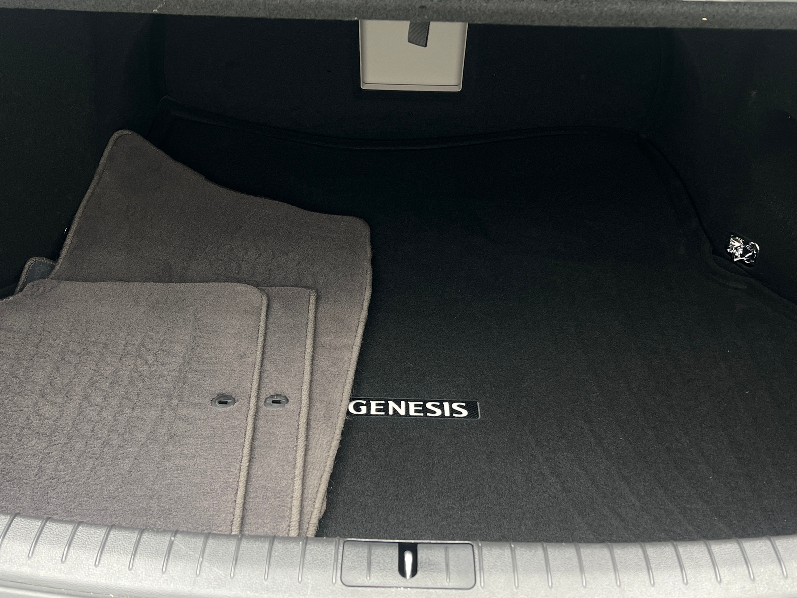 Thumbnail: 2019 Genesis G80 - 6