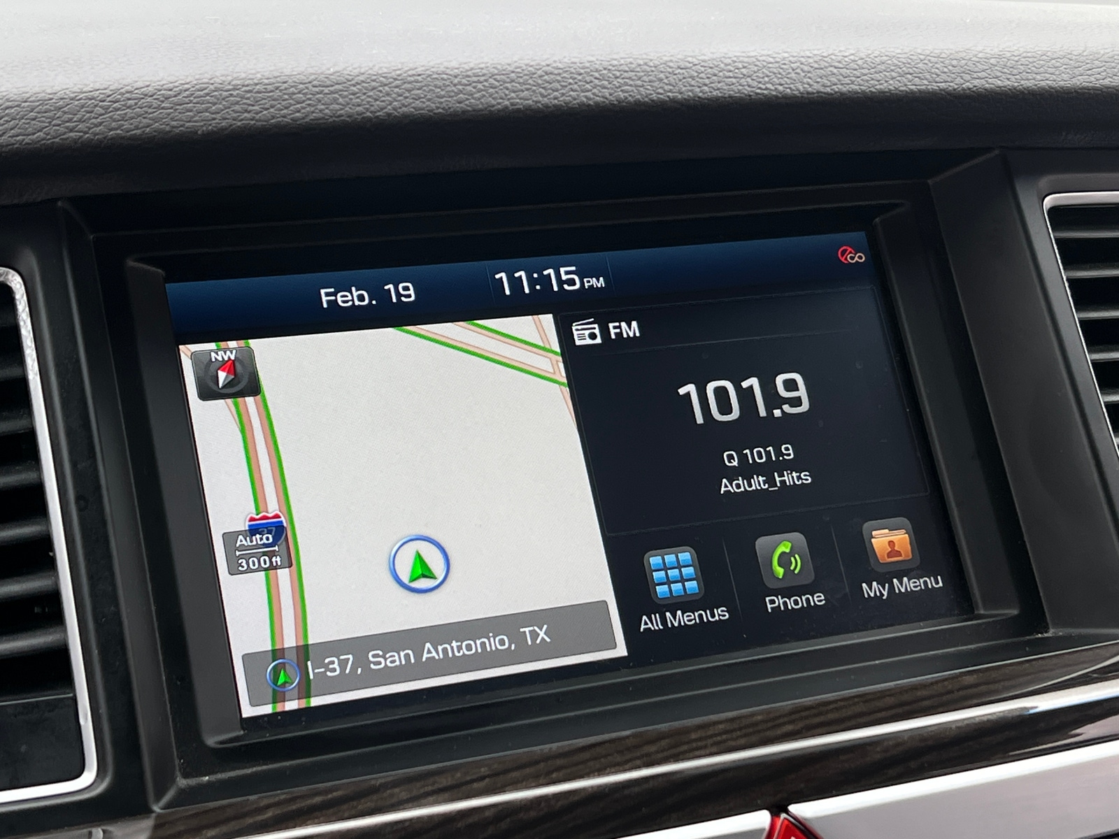 Thumbnail: 2019 Genesis G80 - 3