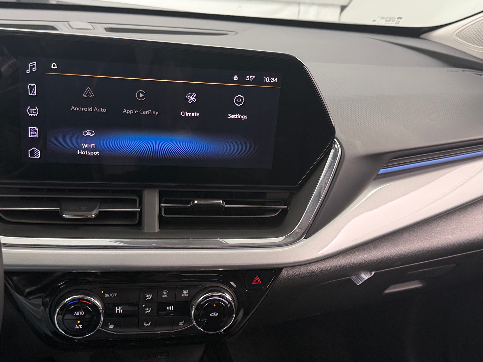 Thumbnail: 2025 Chevrolet Trax - 4