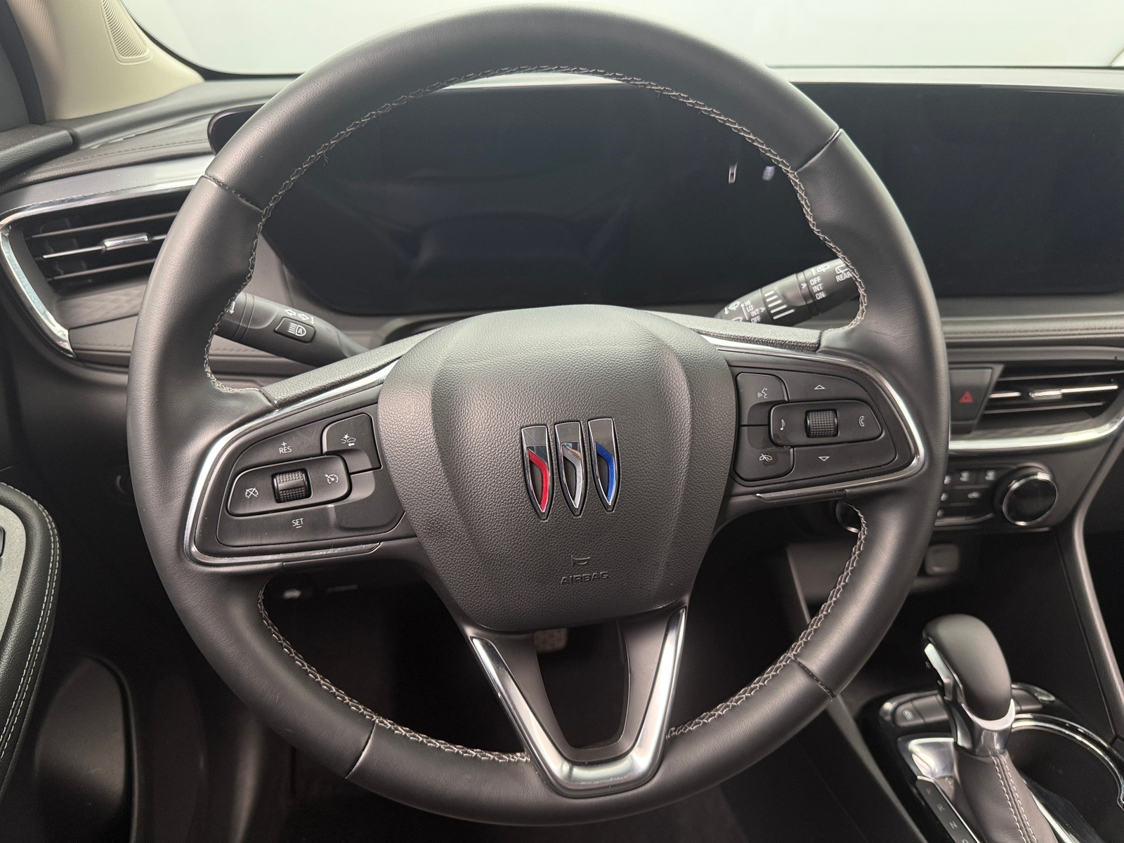 Thumbnail: 2025 Buick Encore GX - 5