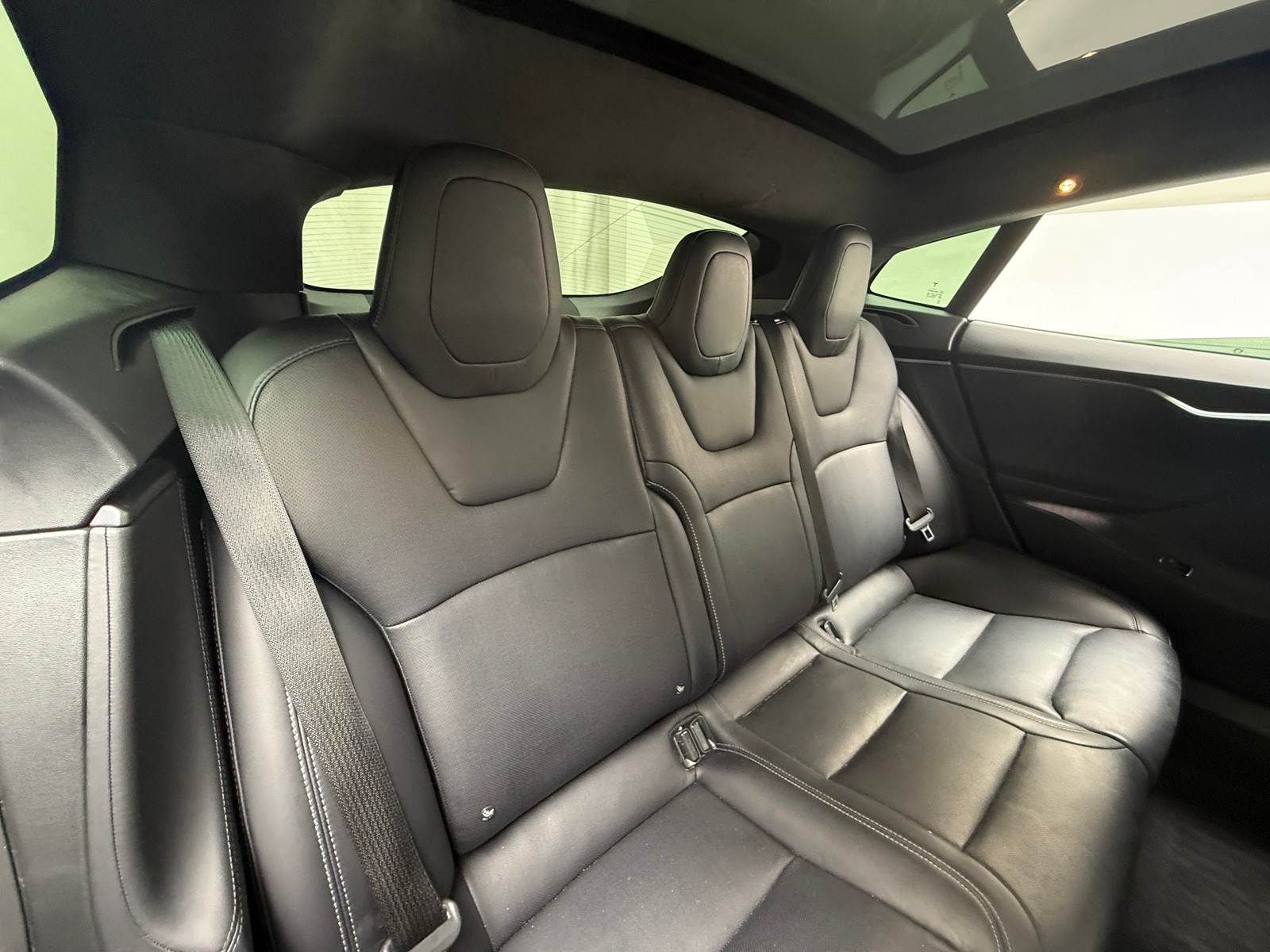 Thumbnail: 2018 Tesla Model S - 4