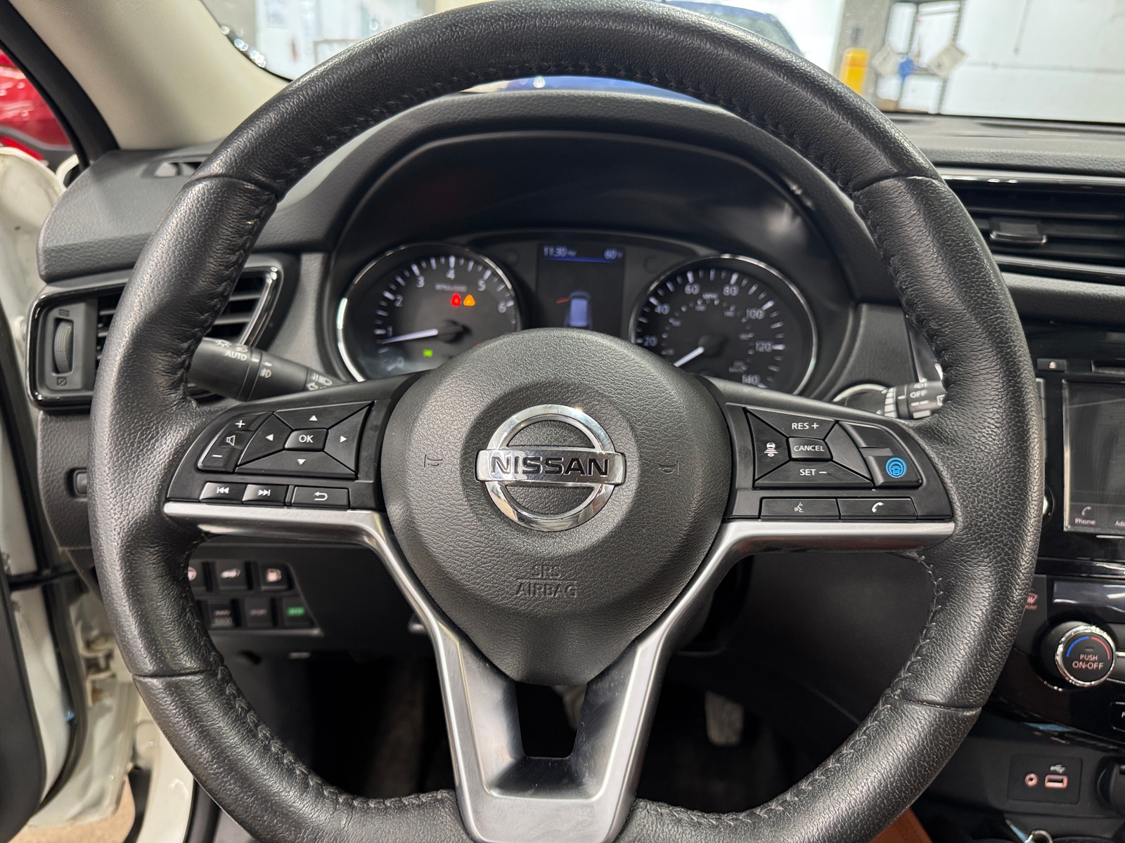 Thumbnail: 2019 Nissan Rogue - 4