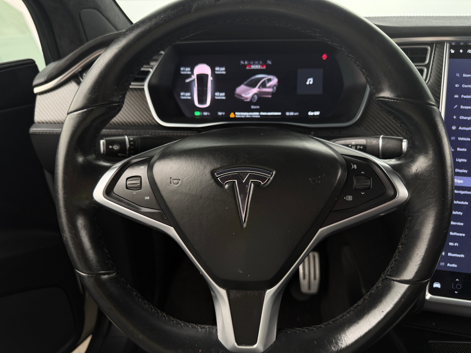 Thumbnail: 2017 Tesla Model X - 4