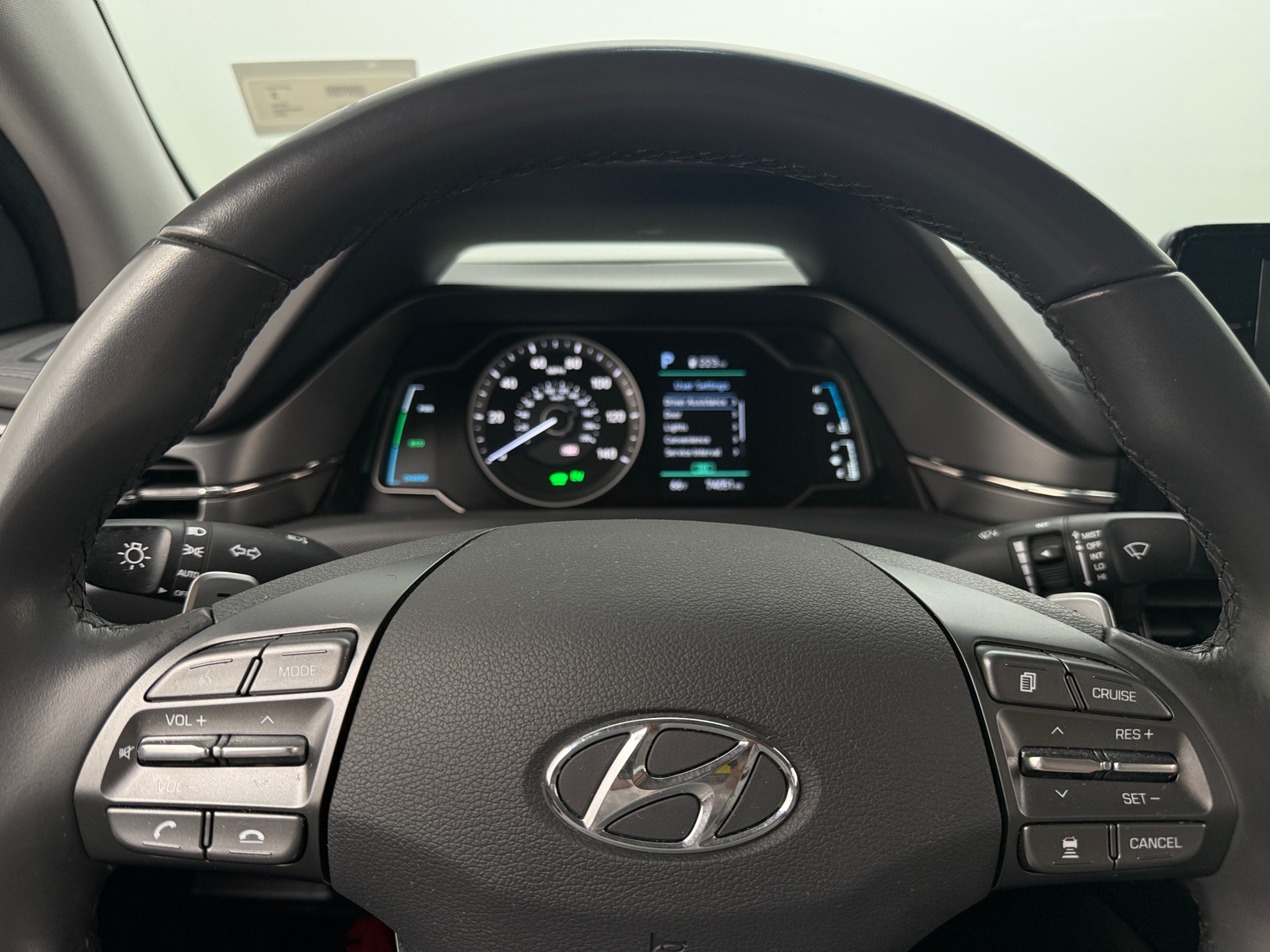 Thumbnail: 2022 Hyundai Ioniq - 5