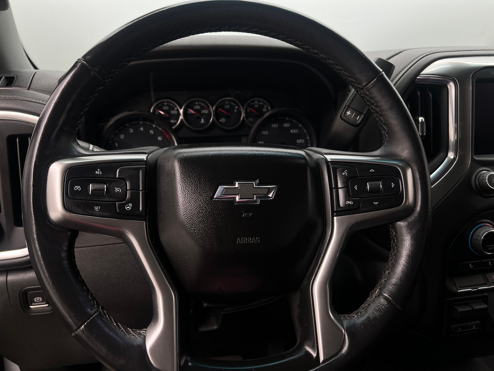 Thumbnail: 2021 Chevrolet Silverado 1500 - 5