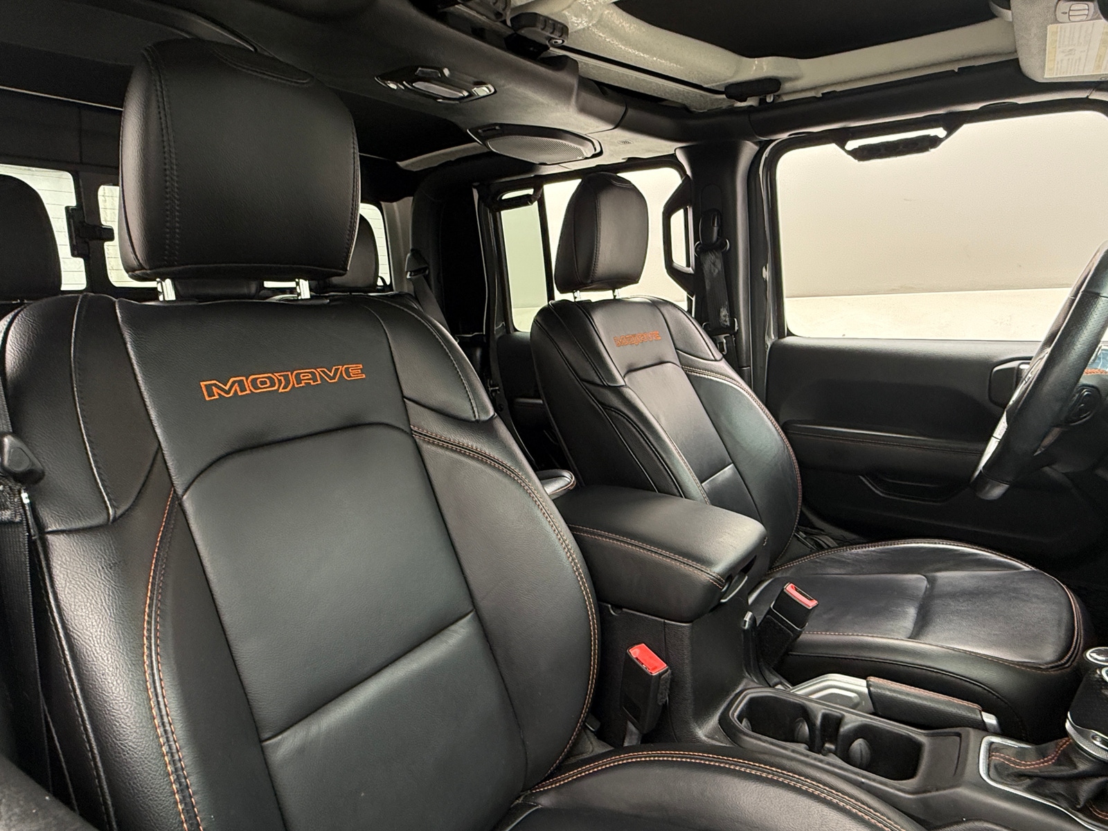 Thumbnail: 2020 Jeep Gladiator - 2