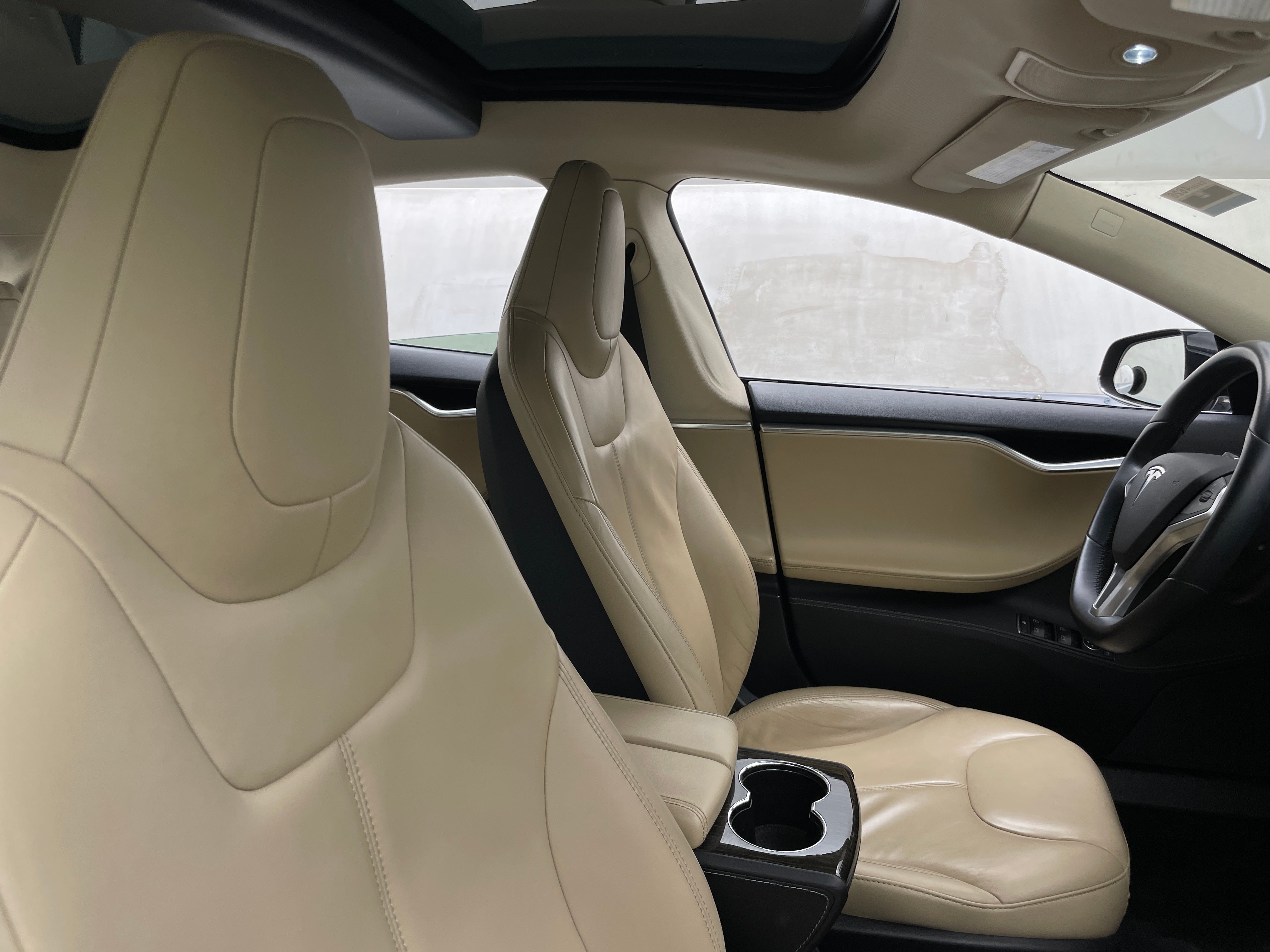 2014 Tesla Model S
