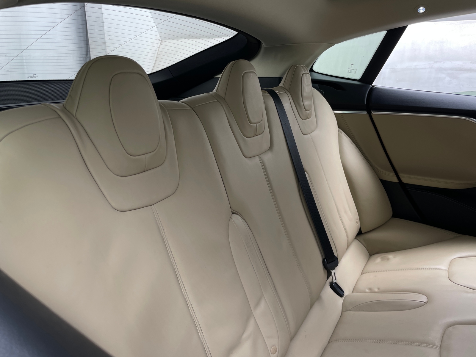 Thumbnail: 2014 Tesla Model S - 5