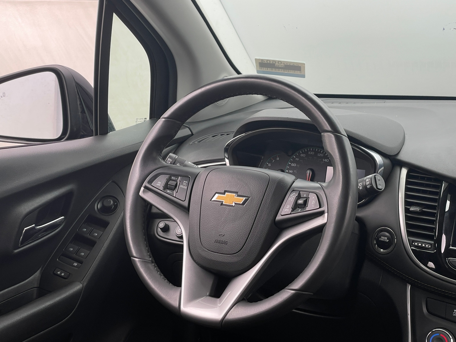 Thumbnail: 2021 Chevrolet Trax - 5
