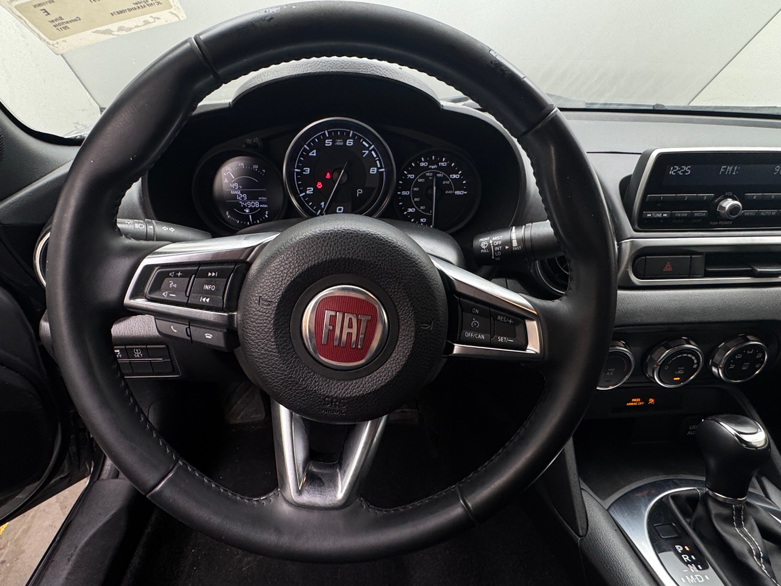 Thumbnail: 2017 Fiat 124 Spider - 5