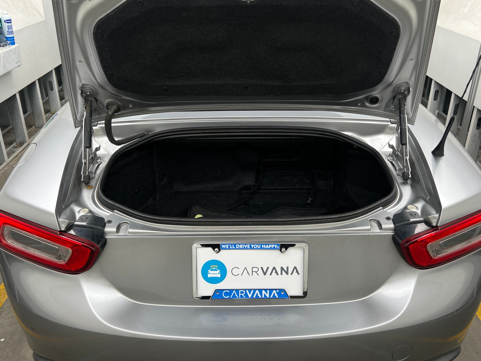 Thumbnail: 2017 Fiat 124 Spider - 6