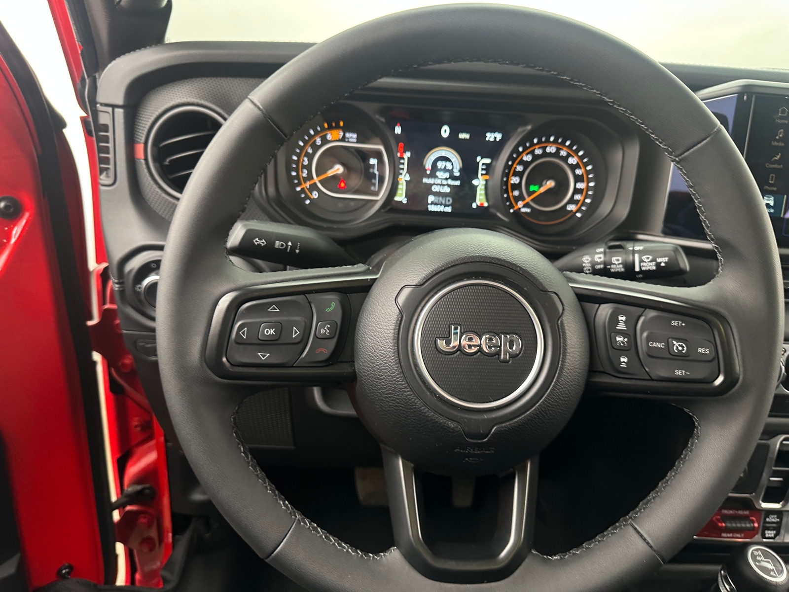 Thumbnail: 2025 Jeep Wrangler - 5