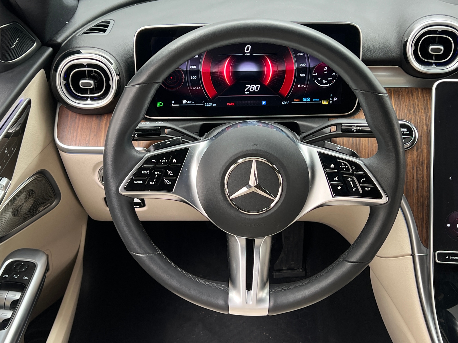 Thumbnail: 2022 Mercedes-Benz C-Class - 4