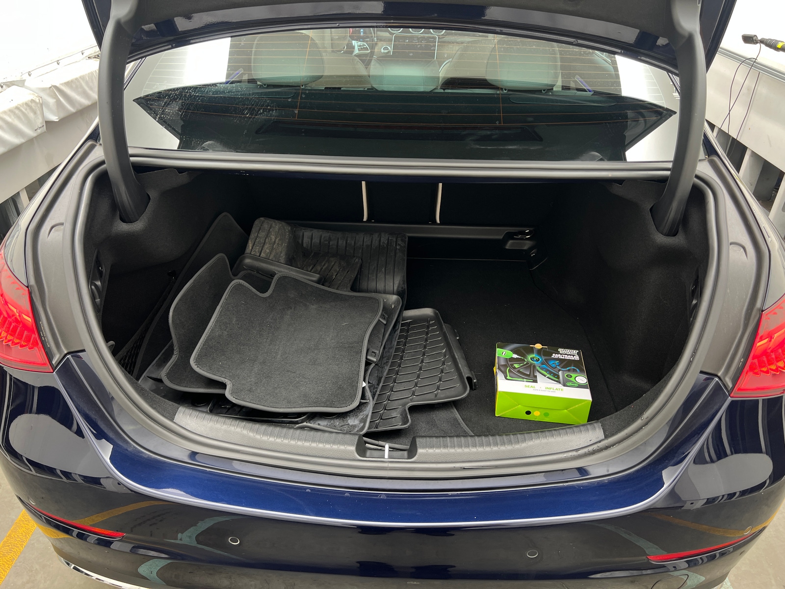 Thumbnail: 2022 Mercedes-Benz C-Class - 6