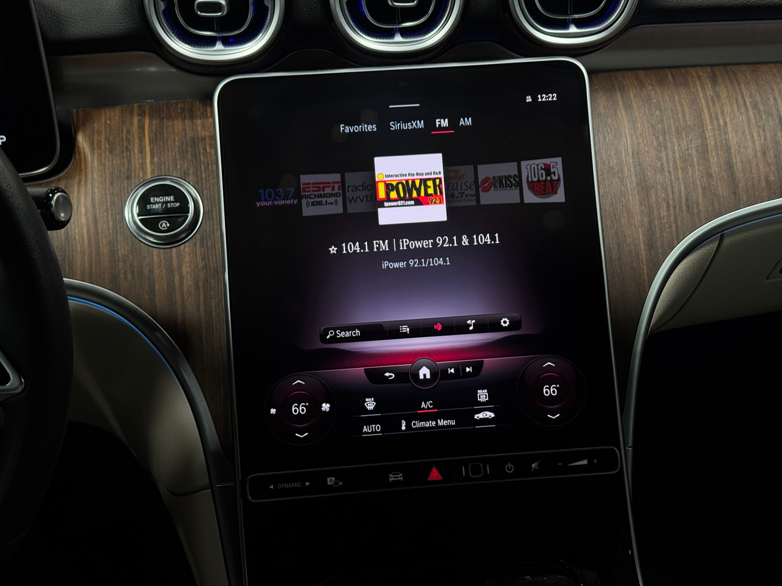 Thumbnail: 2022 Mercedes-Benz C-Class - 3