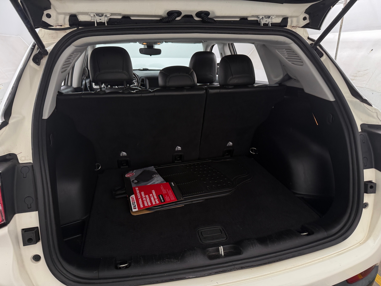 Thumbnail: 2021 Jeep Compass - 7