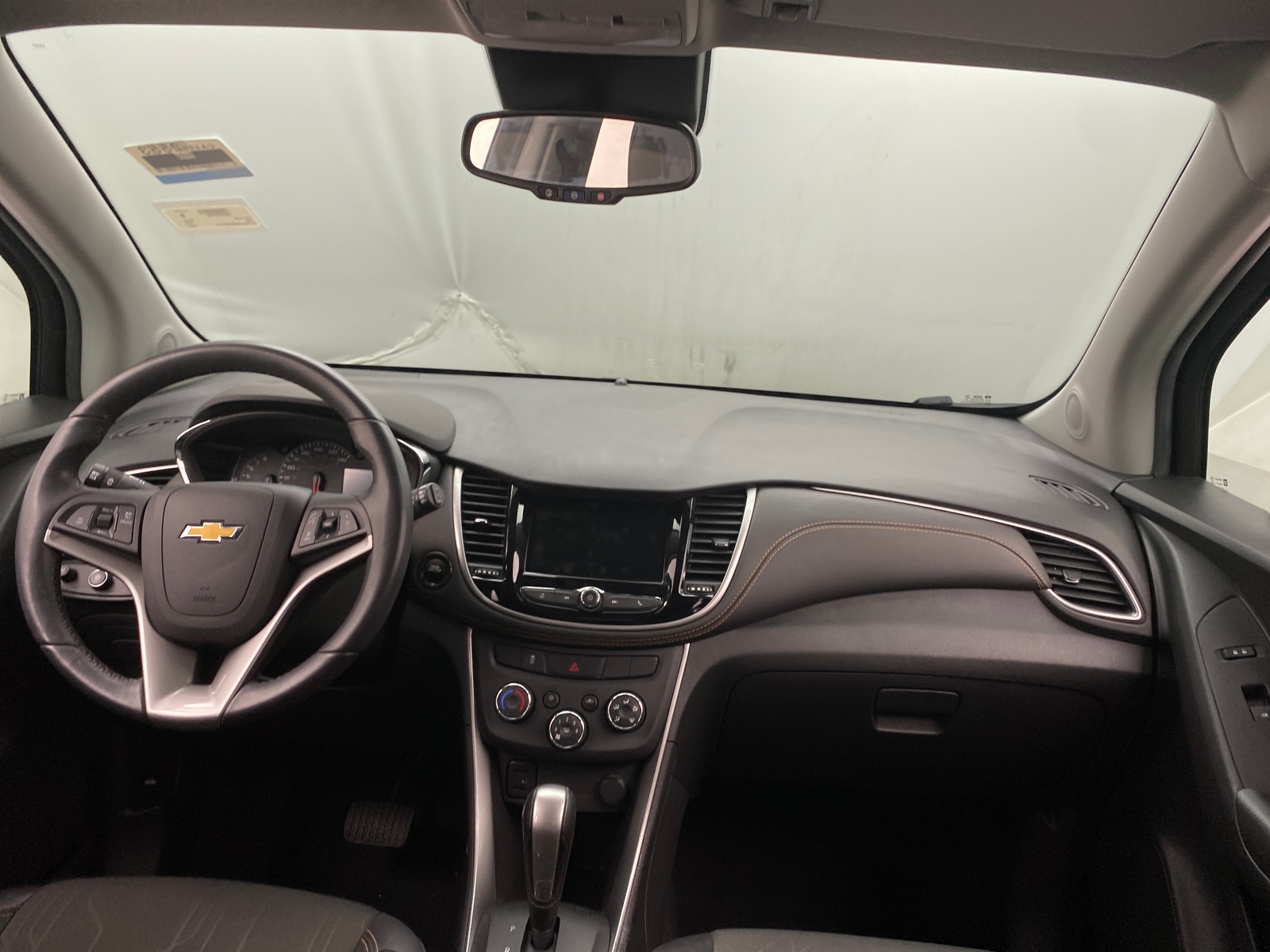 Thumbnail: 2022 Chevrolet Trax - 2