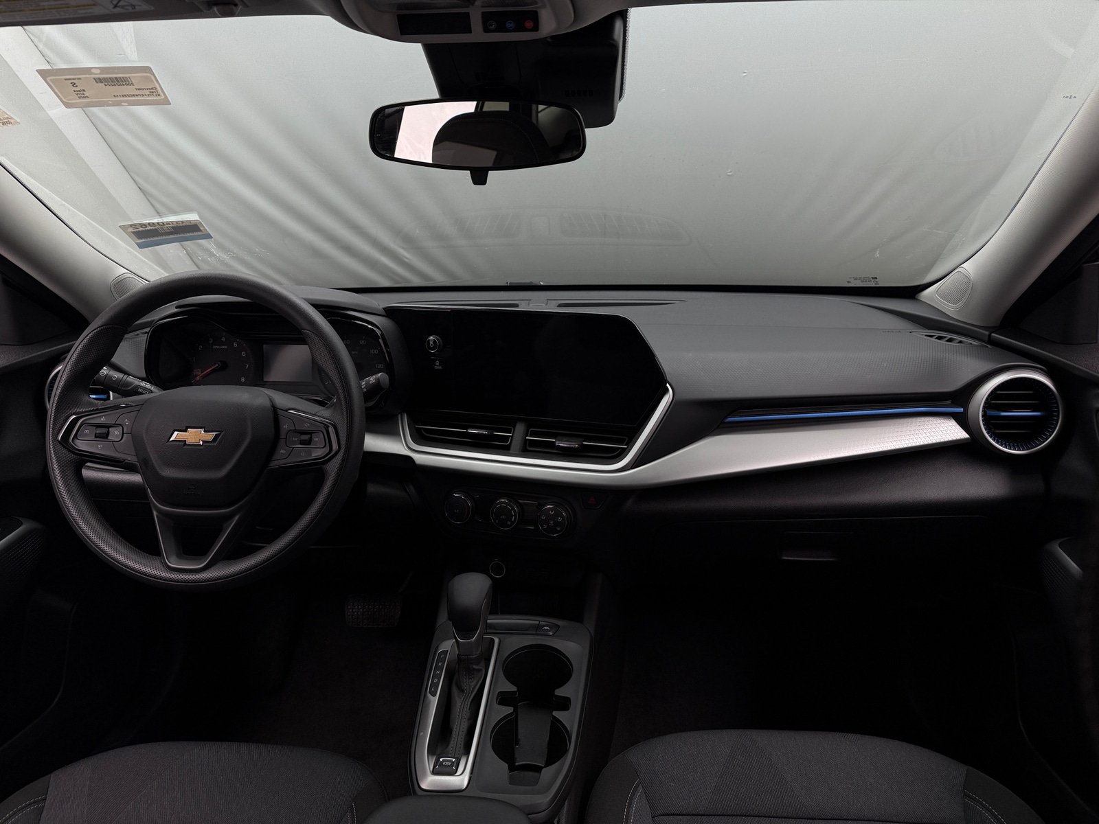 Thumbnail: 2025 Chevrolet Trax - 3