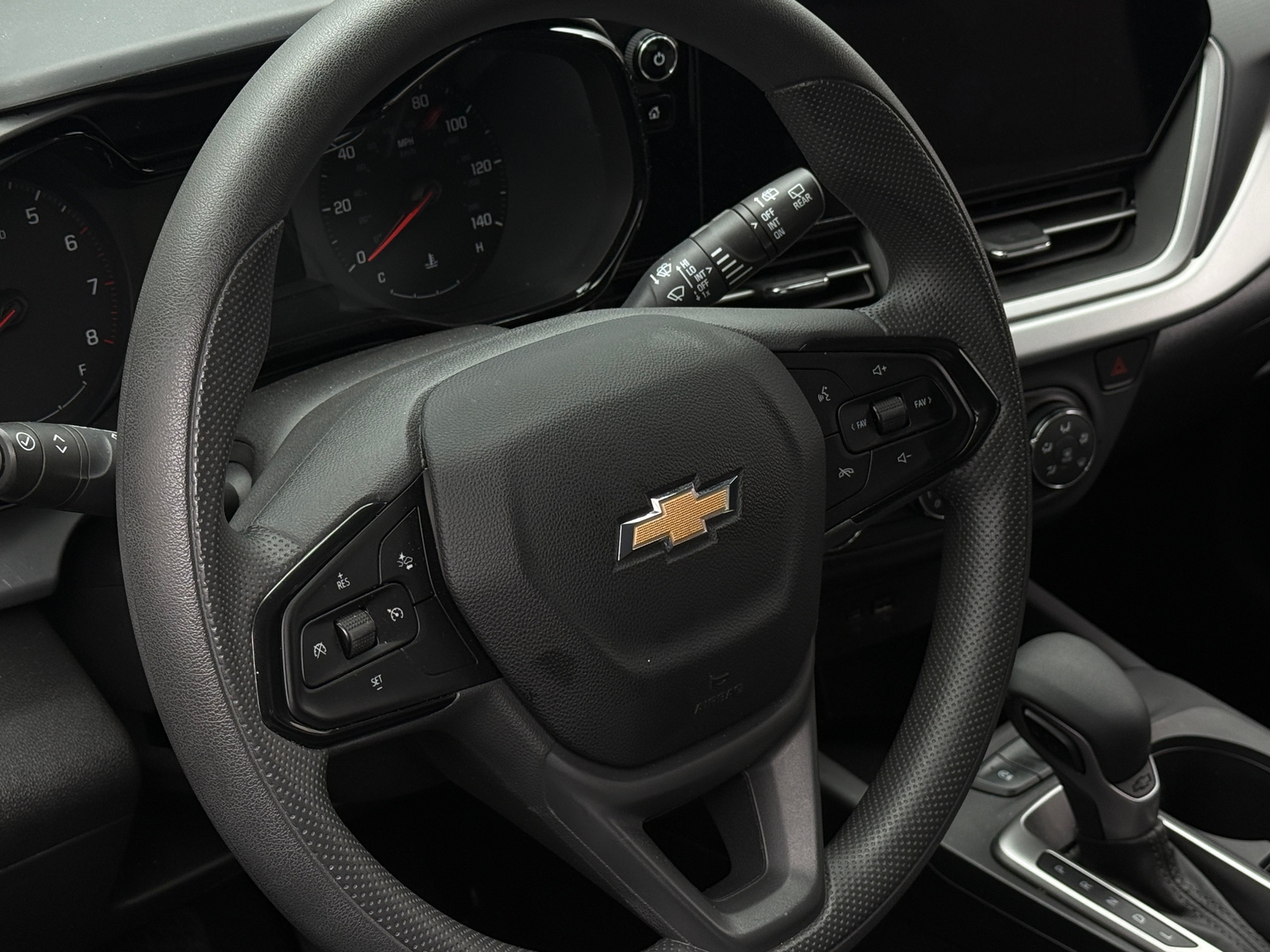 Thumbnail: 2025 Chevrolet Trax - 5